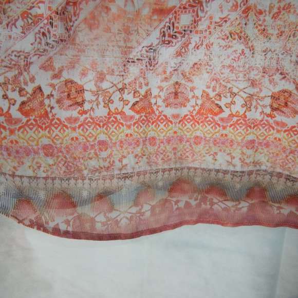 NEW! Wmn LARGE Long Sleeve Roll Tab Open Split Front Knit Top Flutter Hem NWT - Picture 8 of 14